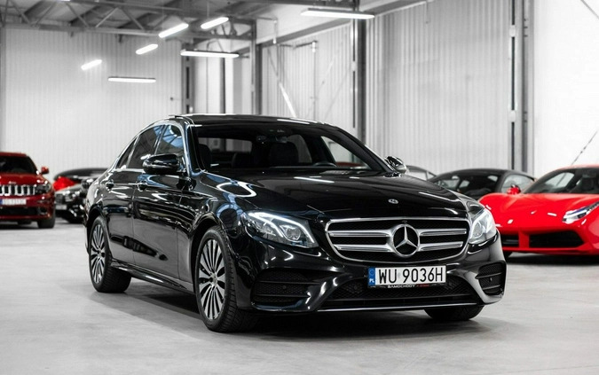 Mercedes-Benz Klasa E cena 155000 przebieg: 119000, rok produkcji 2018 z Piotrków Kujawski małe 781